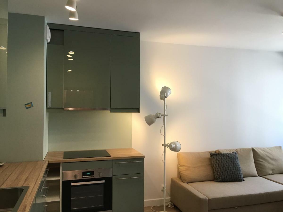 קרקוב Shoq Studio Nice Apartment With Private Parking מראה חיצוני תמונה