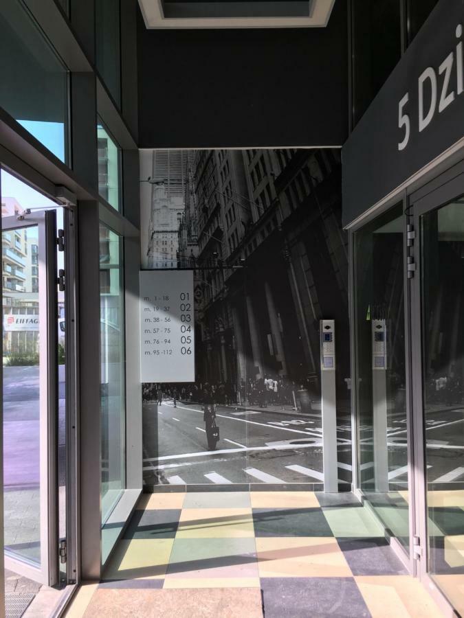 קרקוב Shoq Studio Nice Apartment With Private Parking מראה חיצוני תמונה