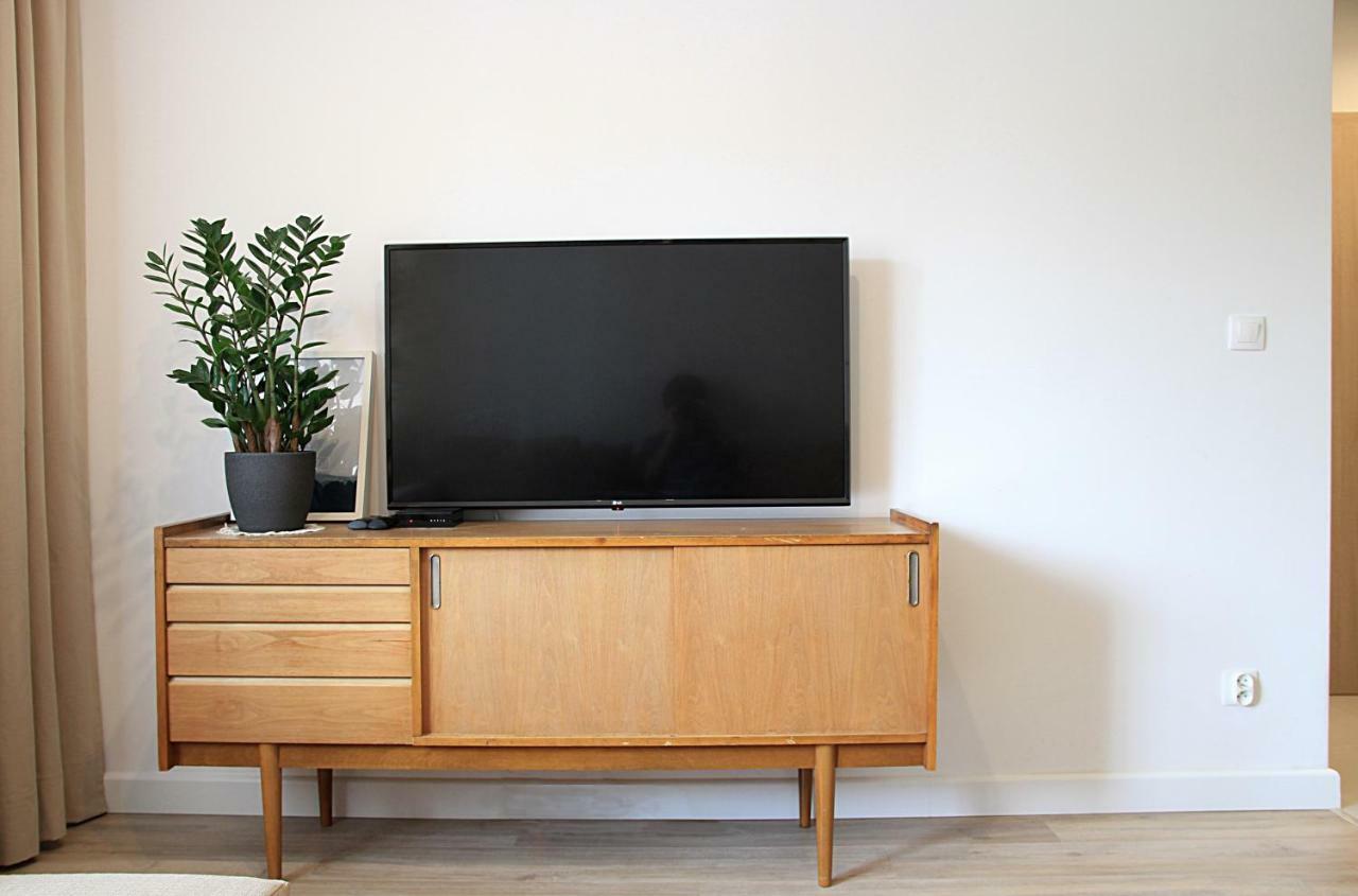 קרקוב Shoq Studio Nice Apartment With Private Parking מראה חיצוני תמונה